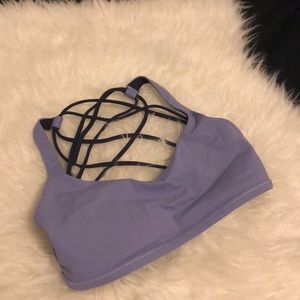 Lululemon free to be wild bra size 6